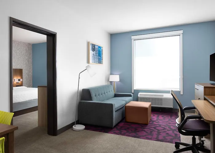 Home2 By Hilton Downtown Hotel 3*